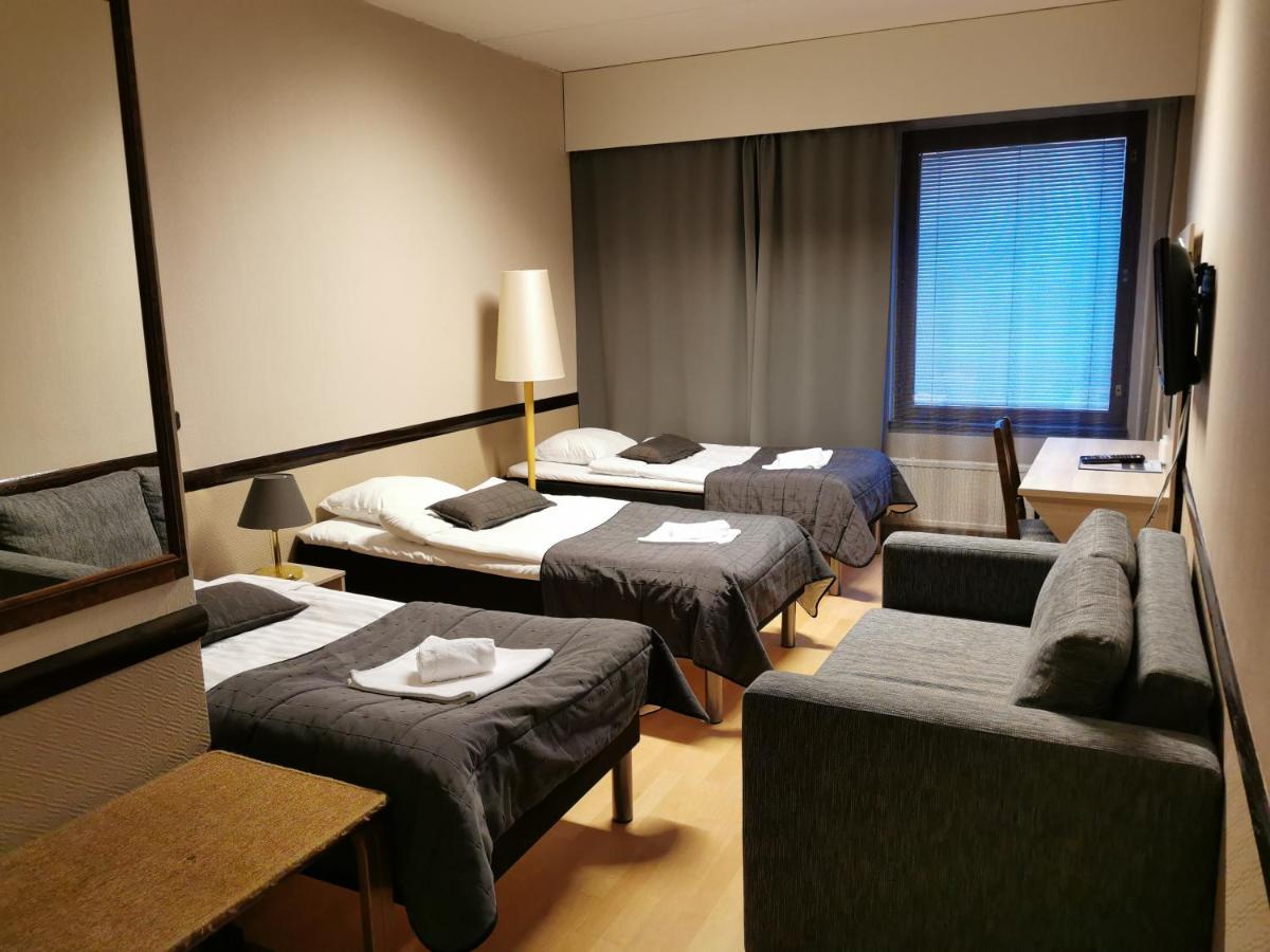 Sport Hotel Kantri Kankaanpää Exteriör bild