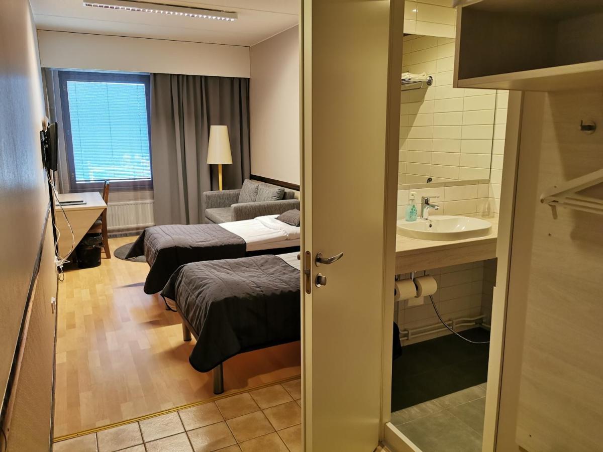 Sport Hotel Kantri Kankaanpää Exteriör bild