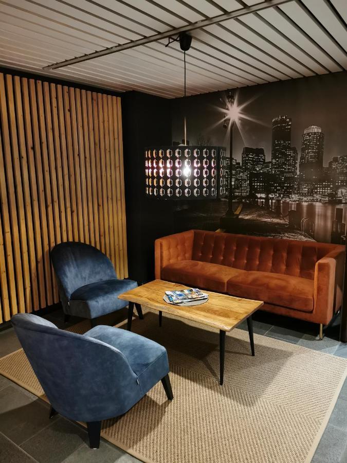 Sport Hotel Kantri Kankaanpää Exteriör bild